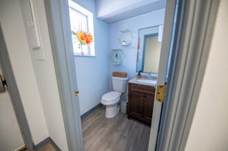 50 Crestwood Executive Ctr, Saint Louis, MO à louer Photo intérieure– Image 2 sur 10