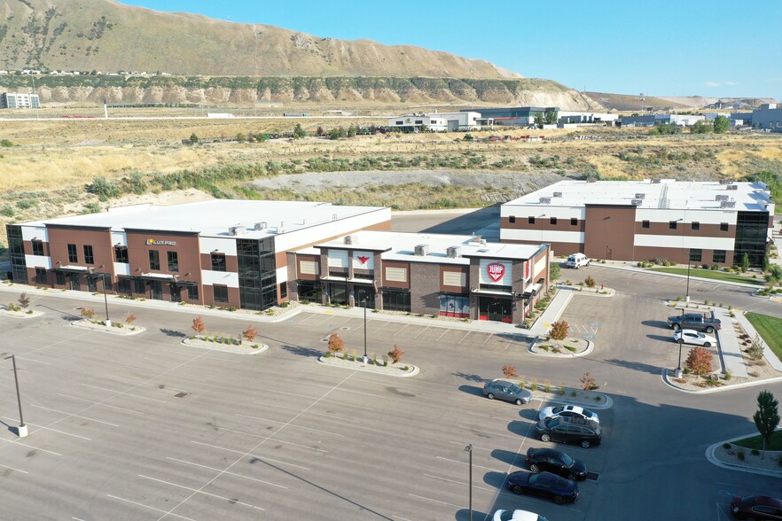 Rockwell Ridge Business Park portefeuille de 2 biens à vendre sur LoopNet.fr - Aérien – Image 3 sur 15