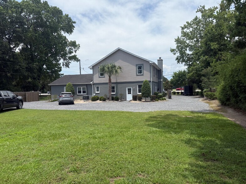 2365 N Highway 17, Mount Pleasant, SC à vendre - Photo de l’immeuble – Image 2 sur 13
