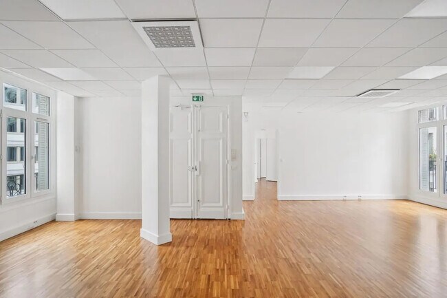 Plus de détails pour 36 Avenue Hoche, Paris - Bureau à louer