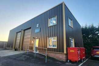 Plus de détails pour Basingstoke Rd, Reading - Industriel/Logistique à louer