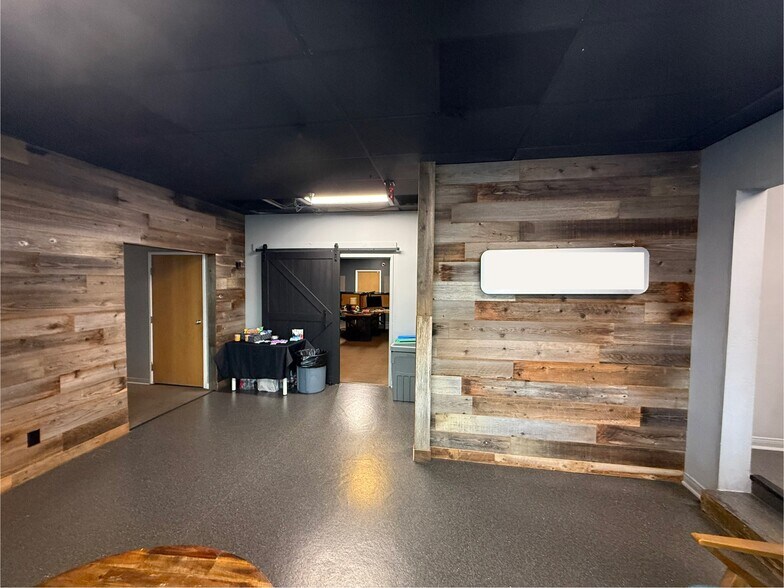 12987-12999 Arroyo St, San Fernando, CA à louer - Photo de l’immeuble – Image 2 sur 17