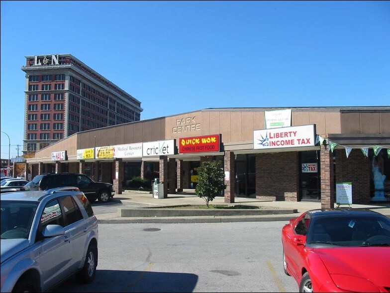 801 W Broadway, Louisville, KY à louer - Photo de l’immeuble – Image 2 sur 5