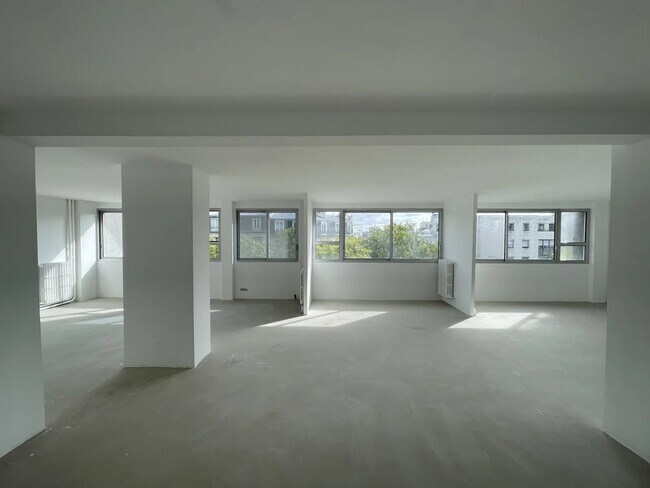 Plus de détails pour 208 Avenue Du Maine, Paris - Bureau à louer
