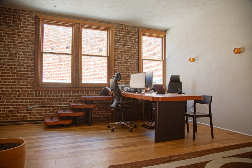5601 N Figueroa St, Los Angeles, CA à louer - Photo de l’immeuble – Image 3 sur 11