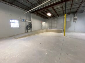 400 Edgewood Ave S, Jacksonville, FL à louer Photo intérieure– Image 1 sur 2
