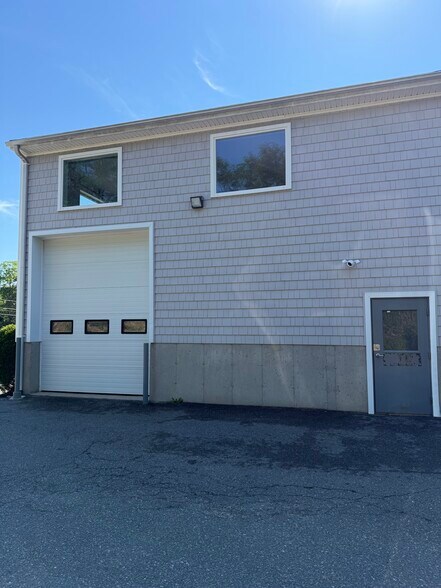 152 Cranberry Hwy, Bourne, MA à louer - Photo de l’immeuble – Image 1 sur 8