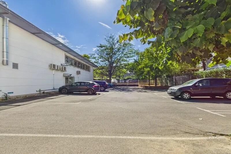 Bureau dans Montpellier à louer - Photo de l’immeuble – Image 2 sur 14