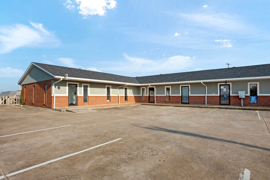 7030 W Wilshire Blvd, Oklahoma City, OK à vendre - Photo de l’immeuble – Image 2 sur 55