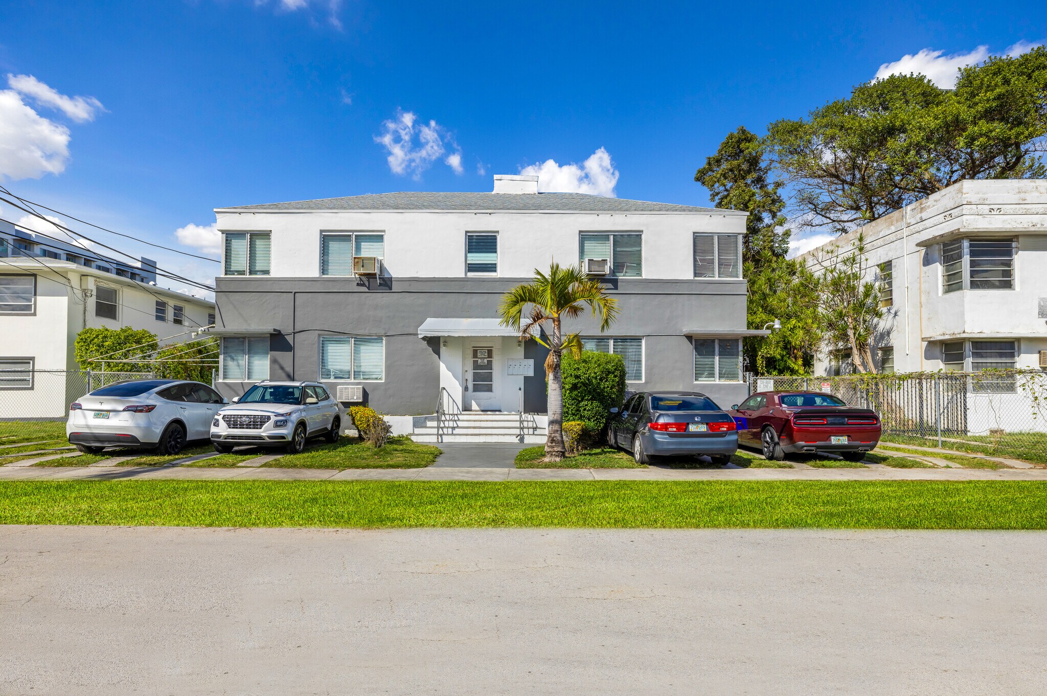 539 NE 82nd Ter, Miami, FL à vendre Photo de l’immeuble– Image 1 sur 21