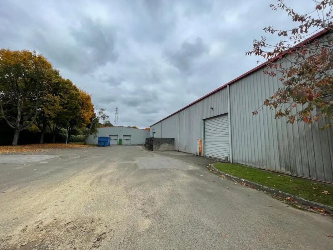 Bureau dans Trappes à louer Photo de l’immeuble– Image 1 sur 8