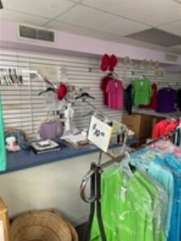 219 Onset Ave, Wareham, MA à louer - Photo intérieure – Image 3 sur 3