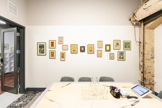 2744 E 11th St, Oakland, CA à louer Photo intérieure– Image 2 sur 4