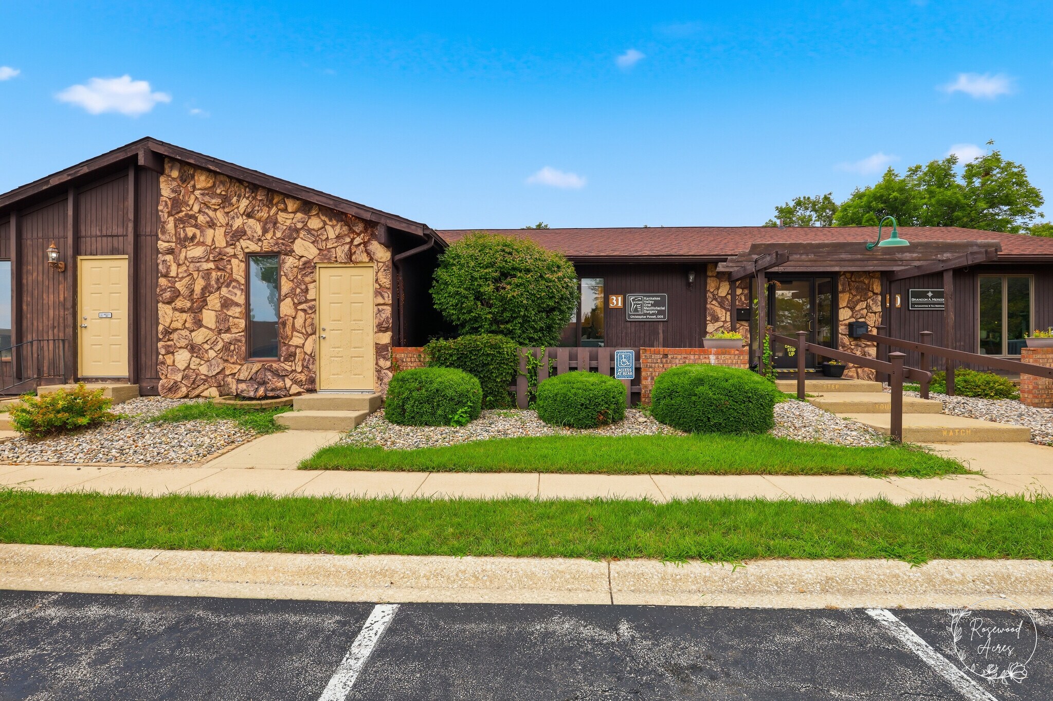 31 Briarcliff Prof Ctr, Bourbonnais, IL à vendre Photo de l’immeuble– Image 1 sur 21