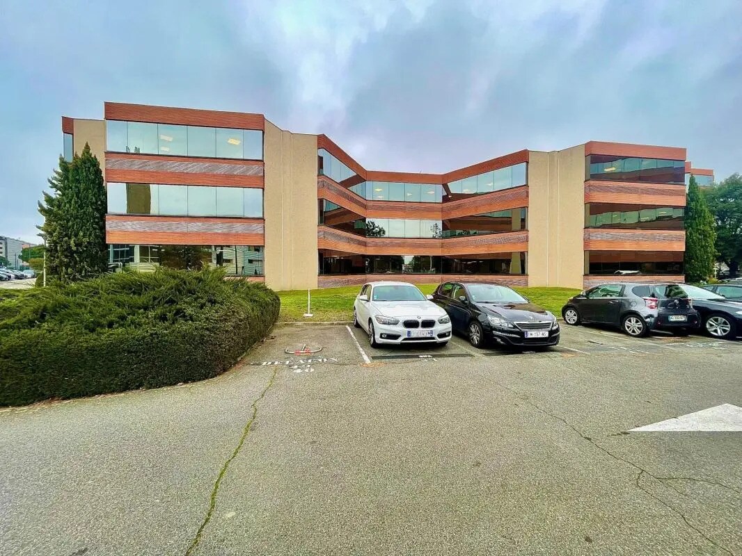 17 Avenue Didier Daurat, Blagnac à louer Photo de l’immeuble– Image 1 sur 14