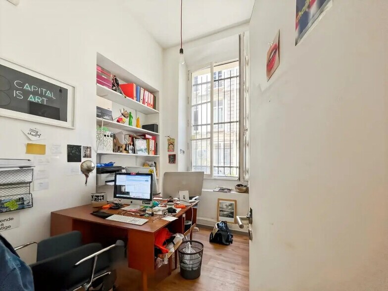 Bureau dans Paris à louer - Photo de l’immeuble – Image 2 sur 7