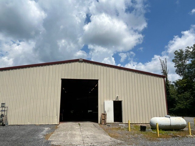 3085 S Lee Hwy, Cleveland, TN à louer - Photo de l’immeuble – Image 3 sur 17