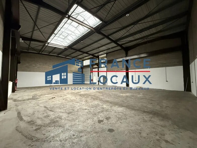 Rue Jacques Robert, Le Thillay à louer - Photo intérieure – Image 2 sur 3