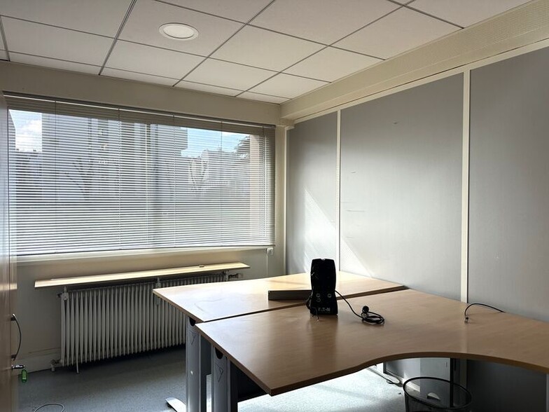 Bureau dans Lyon à vendre - Photo de l’immeuble – Image 2 sur 7