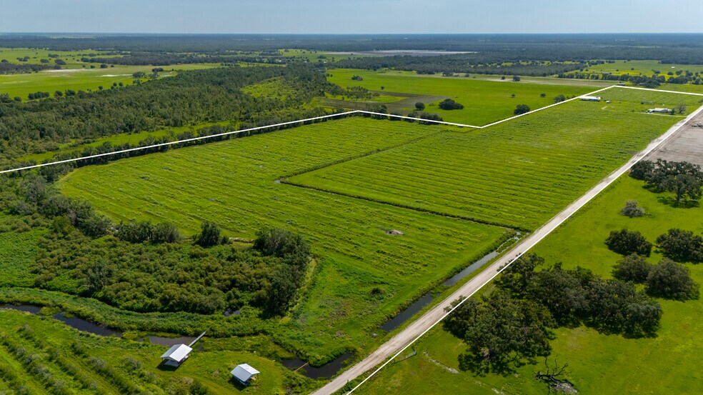 9480 Gough Rd, Ona, FL à vendre - Photo de l’immeuble – Image 1 sur 15
