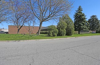 Plus de détails pour 14 Connell Ct, Toronto, ON - Industriel/Logistique à louer