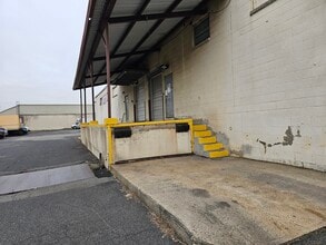 501 Broad Ave, Ridgefield, NJ à louer Photo intérieure– Image 1 sur 3