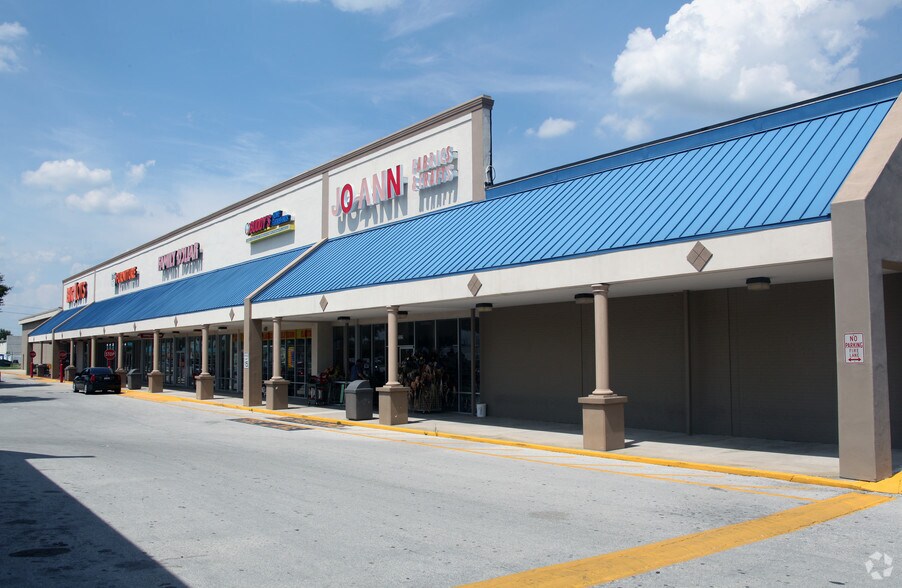 1520 3rd St SW, Winter Haven, FL à louer - Photo de l’immeuble – Image 3 sur 17