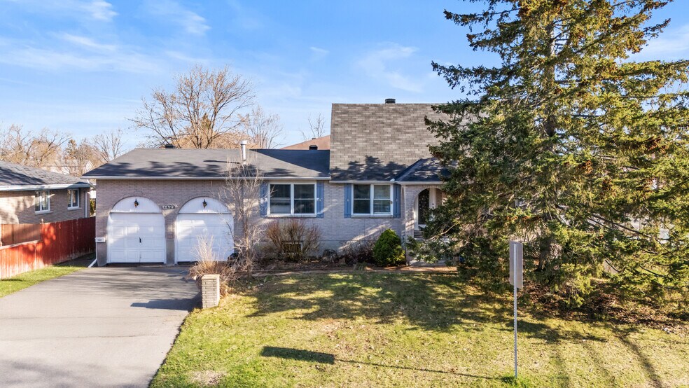 1422 Goth Av, Ottawa, ON à vendre - Photo de l’immeuble – Image 2 sur 24