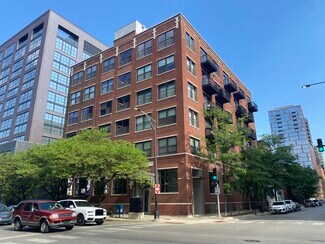 Plus de détails pour 106 N Aberdeen St, Chicago, IL - Bureau à vendre