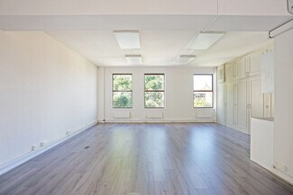 Plus de détails pour 11-43 Harwood Rd, Londres - Bureau à louer