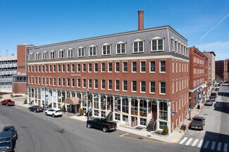 Plus de détails pour 13-25 Railroad Sq, Haverhill, MA - Différents types d’espaces à louer