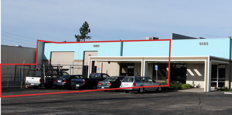 9183-9185 Kelvin Ave, Chatsworth, CA à louer - Photo de l’immeuble – Image 2 sur 8