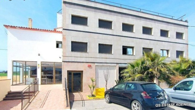 Immeuble residentiel dans Vidreres, Gerona à vendre Plan d’étage– Image 1 sur 8