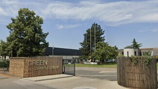 Plus de détails pour Local d'activités à louer