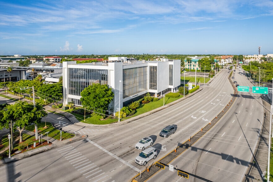 1100 5th Ave S, Naples, FL à louer - Aérien – Image 3 sur 14