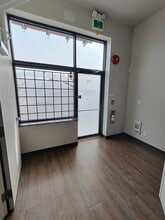 19140 28th Ave, Surrey, BC à louer Photo intérieure– Image 2 sur 18