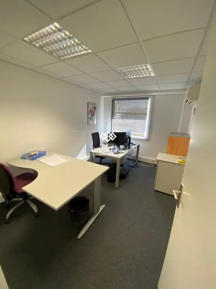 Bureau dans Seyssinet-Pariset à louer - Photo intérieure – Image 3 sur 10