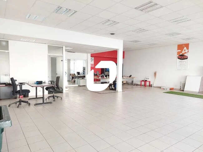 Plus de détails pour Local commercial à vendre