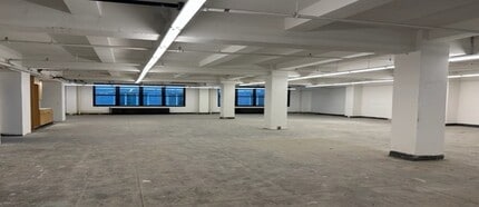 257 W 39th St, New York, NY à louer Photo intérieure– Image 1 sur 2