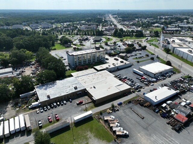 7110 Center Dr, Spartanburg, SC à vendre Photo de l’immeuble– Image 1 sur 2
