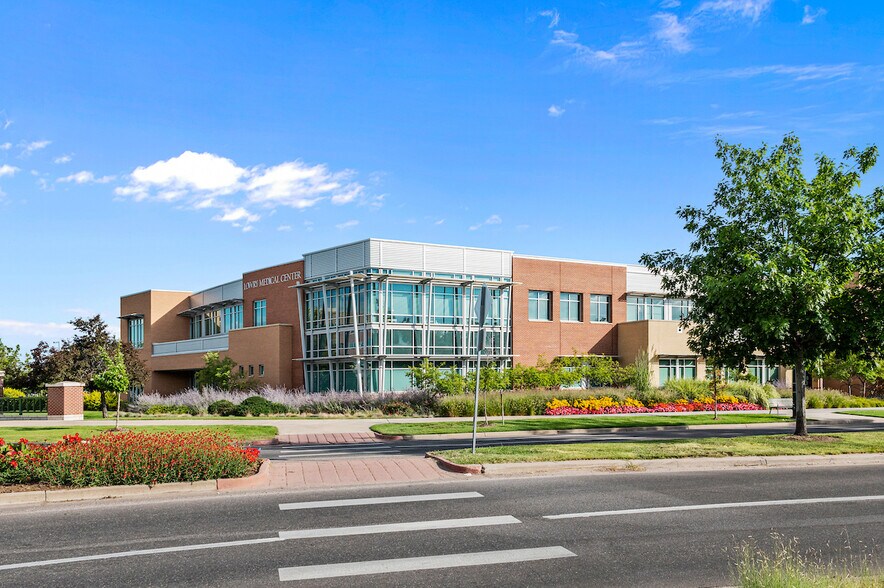 8101 E Lowry Blvd, Denver, CO à louer - Photo de l’immeuble – Image 2 sur 12