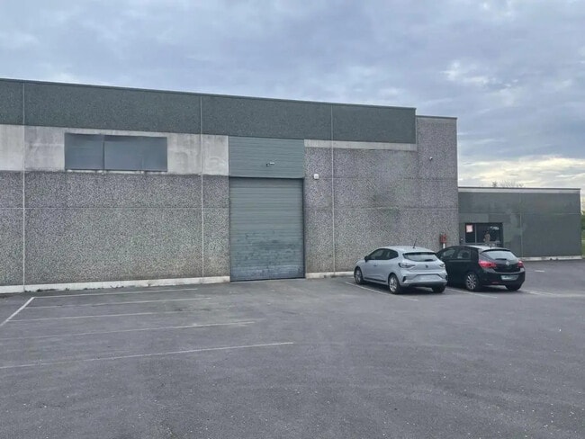 Plus de détails pour Industriel/Logistique à vendre