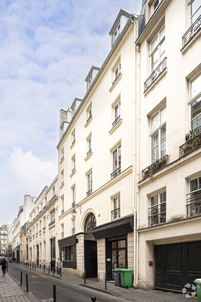 28 Rue Du Sentier, Paris à louer - Photo de l’immeuble – Image 2 sur 2