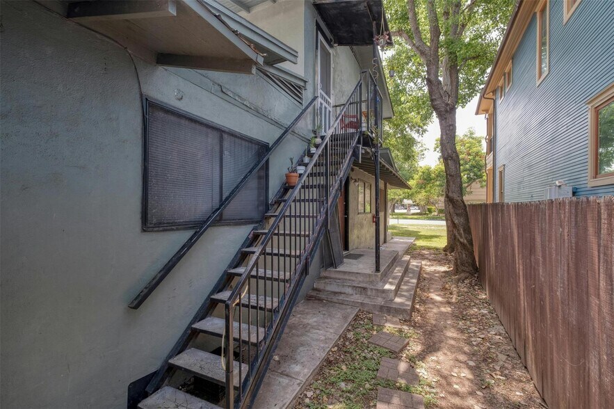 4306 Avenue B, Austin, TX à vendre - Photo de l’immeuble – Image 2 sur 34