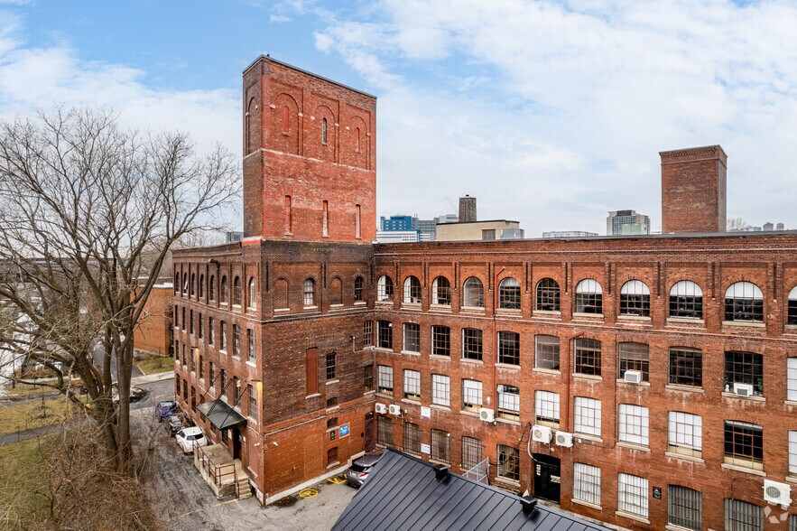 630-644 Rue De Courcelle, Montréal, QC à louer - Photo de l’immeuble – Image 3 sur 12