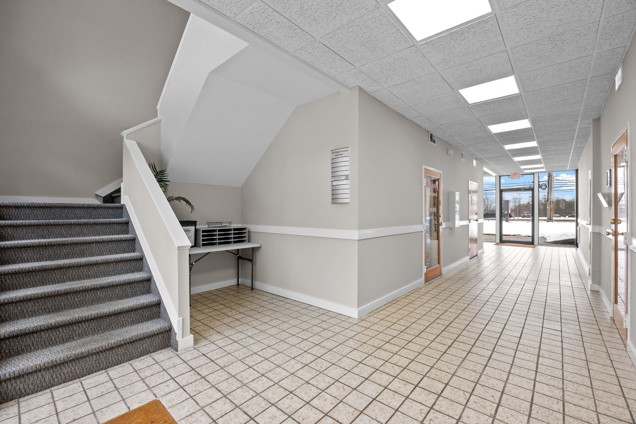 1410 Hooper Ave, Toms River, NJ à louer Photo intérieure– Image 1 sur 18