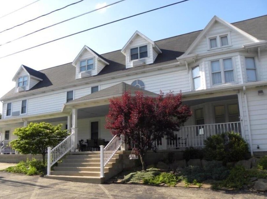 301 Liberty St, Perryopolis, PA à vendre Photo principale– Image 1 sur 3