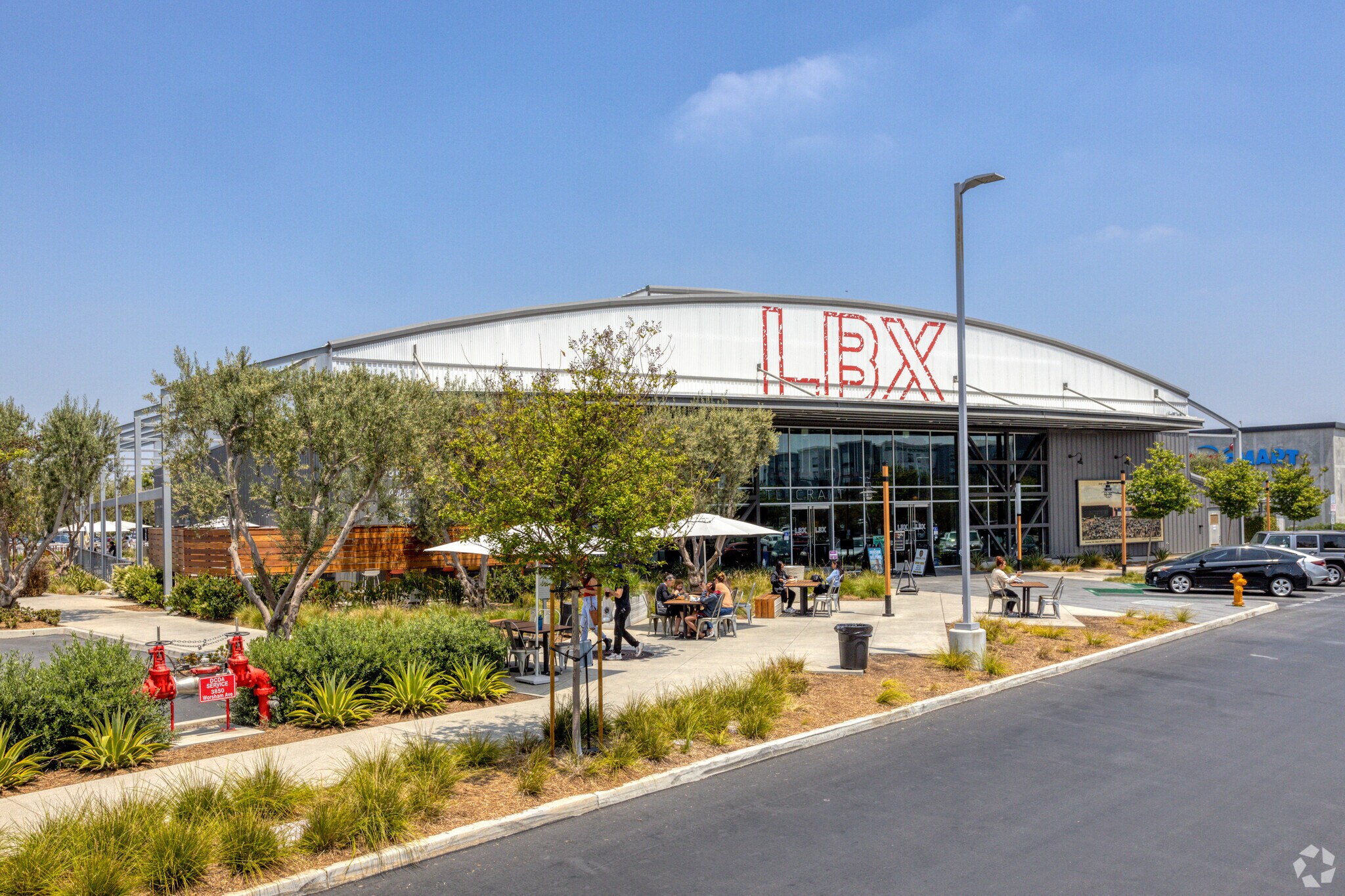 4150 McGowen St, Long Beach, CA à louer Photo principale– Image 1 sur 7