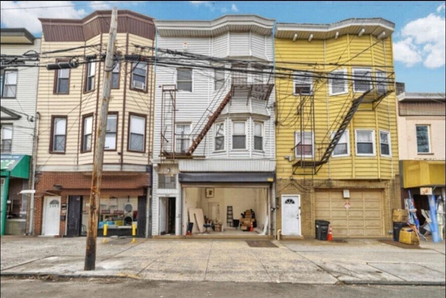 1640 Bath Ave, Brooklyn, NY à vendre - Photo de l’immeuble – Image 2 sur 5