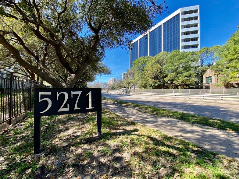 5271 Memorial Dr, Houston, TX à vendre - Photo de l’immeuble – Image 3 sur 4